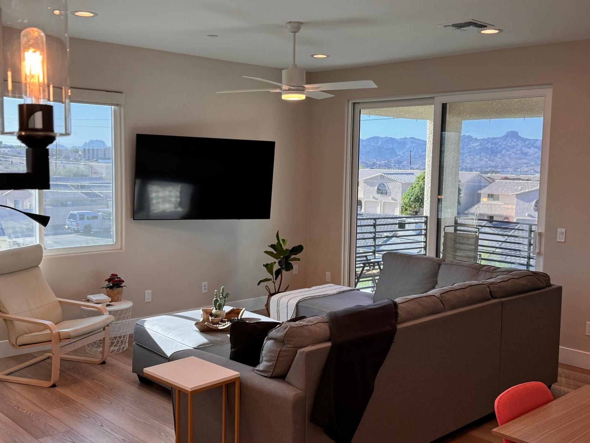 The Perch Downtown Villa Lake Havasu City Exterior photo